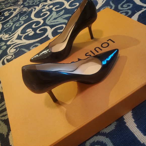 SOLD - Picture 2 of 16